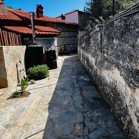 Tzeni Palios Panteleimon